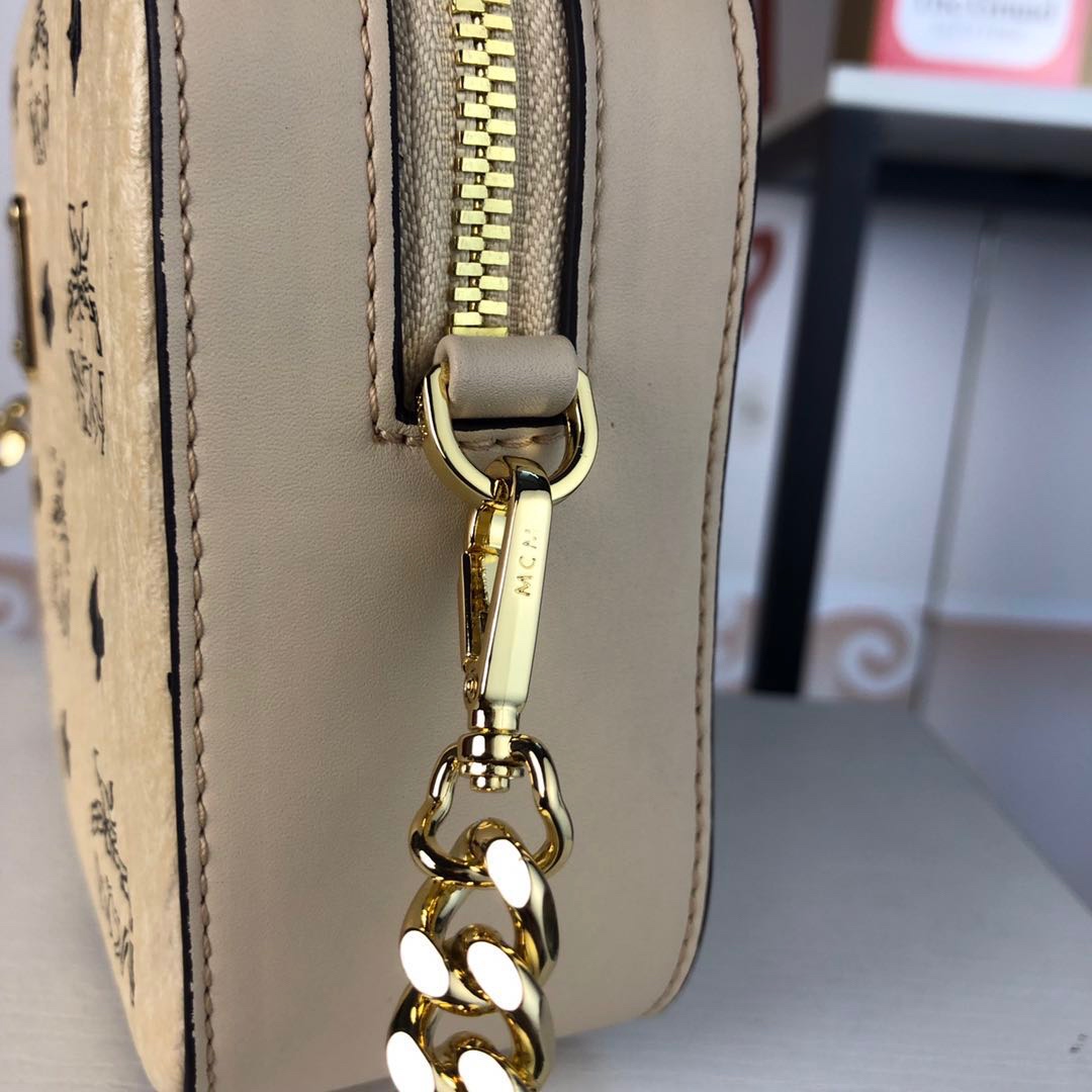 Handbags MCM 6252 size:24*14*5 cm - vstockx