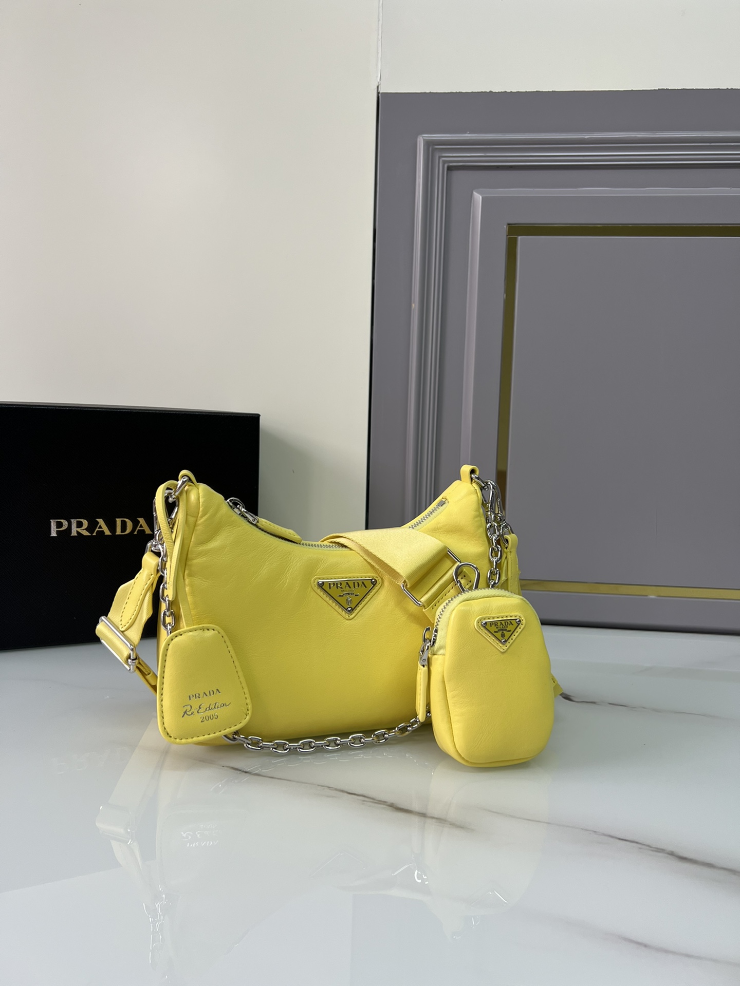handbags prada 1BH204 22*18*6.5 - vstockx
