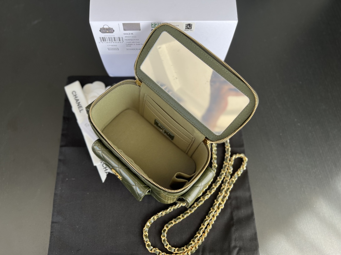 Handbag Chanel AP3017 size 17cm10cmx8 cm - vstockx