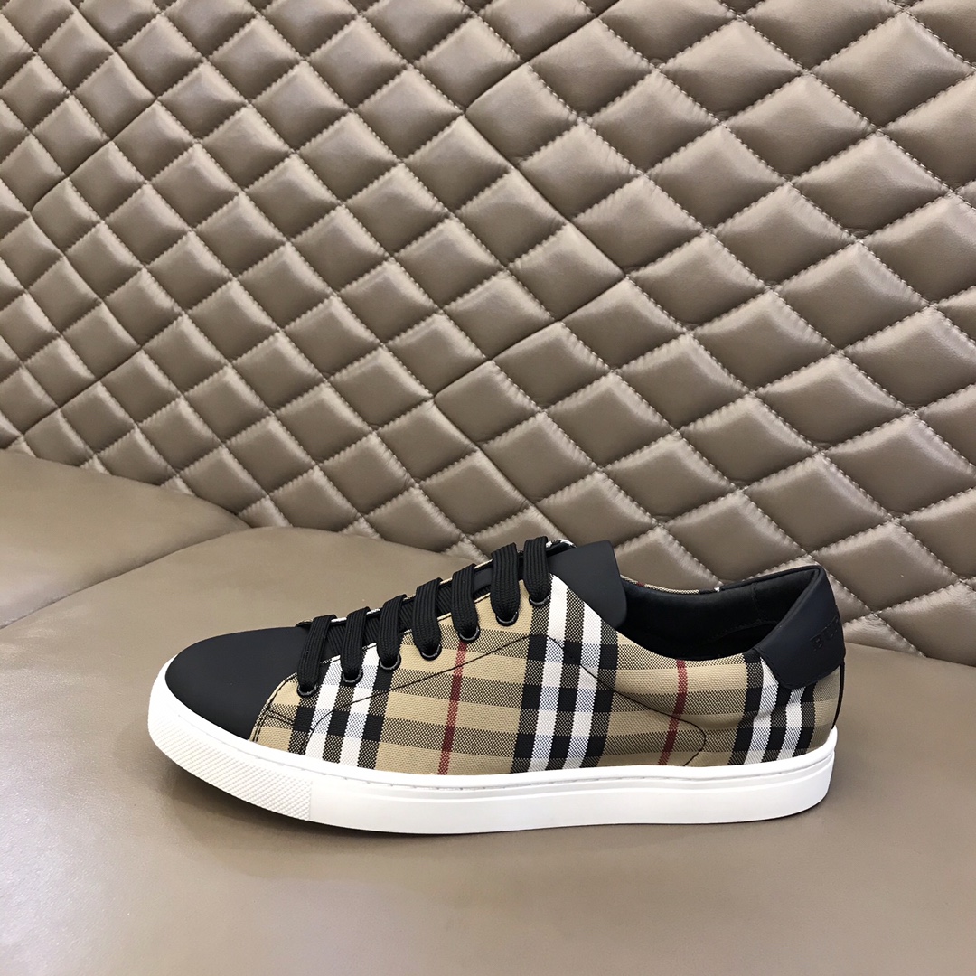 Burberry Perforated Check Sneaker 48 - vstockx
