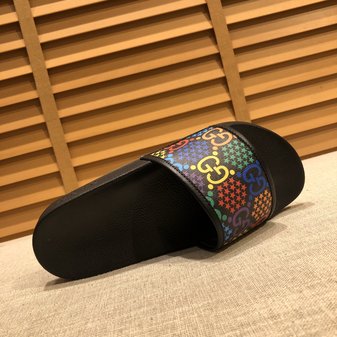 Gucci Slippers 23 - vstockx