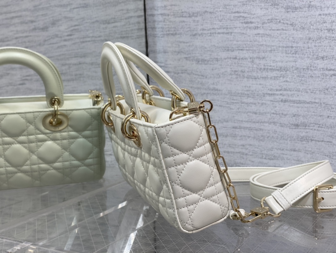Handbags Dior 9240 size  22*6*12 cm - vstockx
