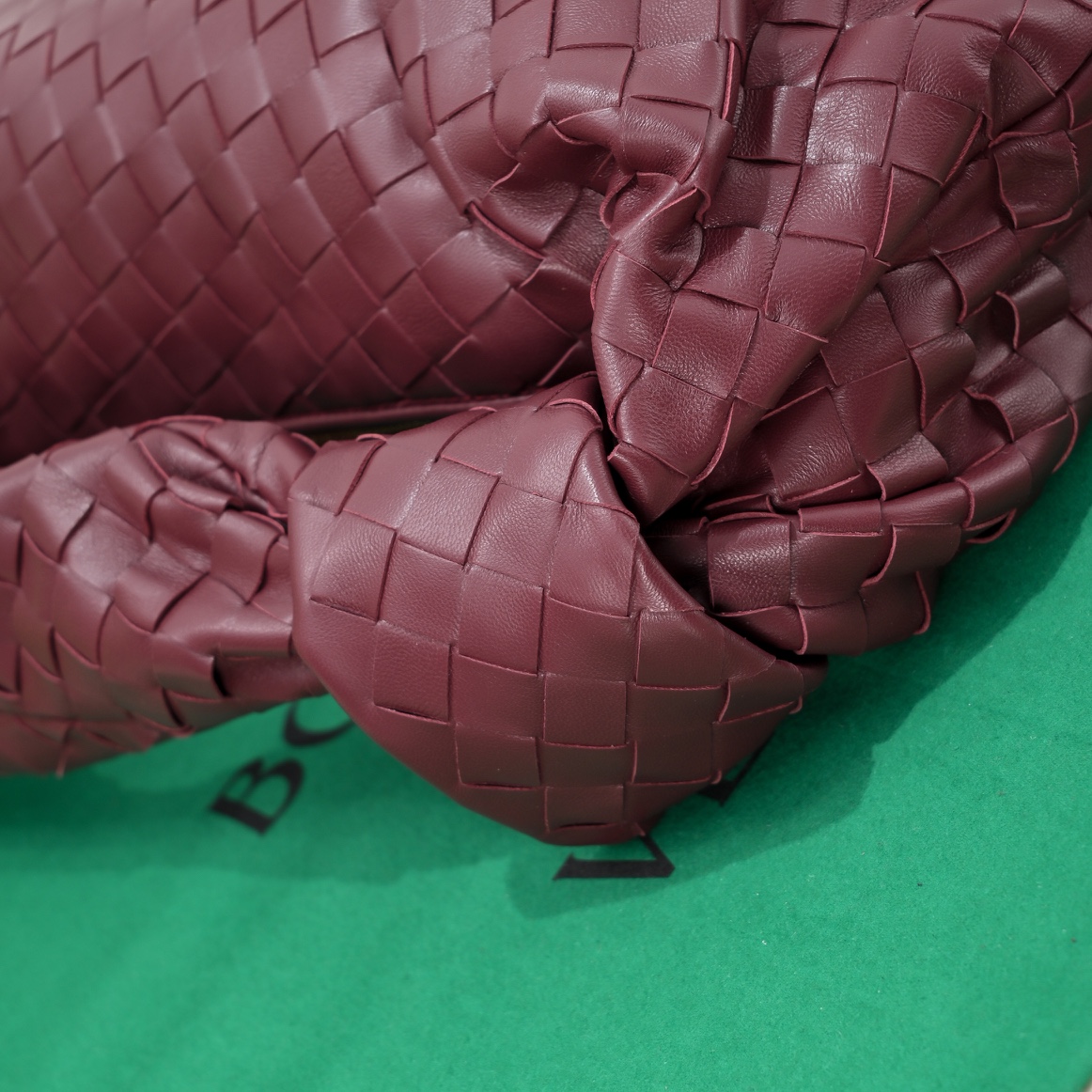 Handbags Bottega Veneta Arco 6698# size:40*48*16 cm - vstockx