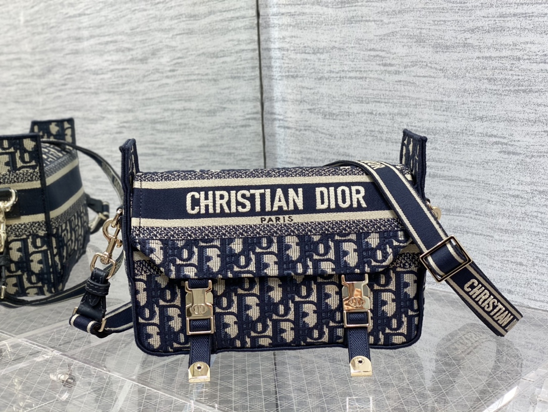 Handbag Dior size 23*15*8 cm - vstockx