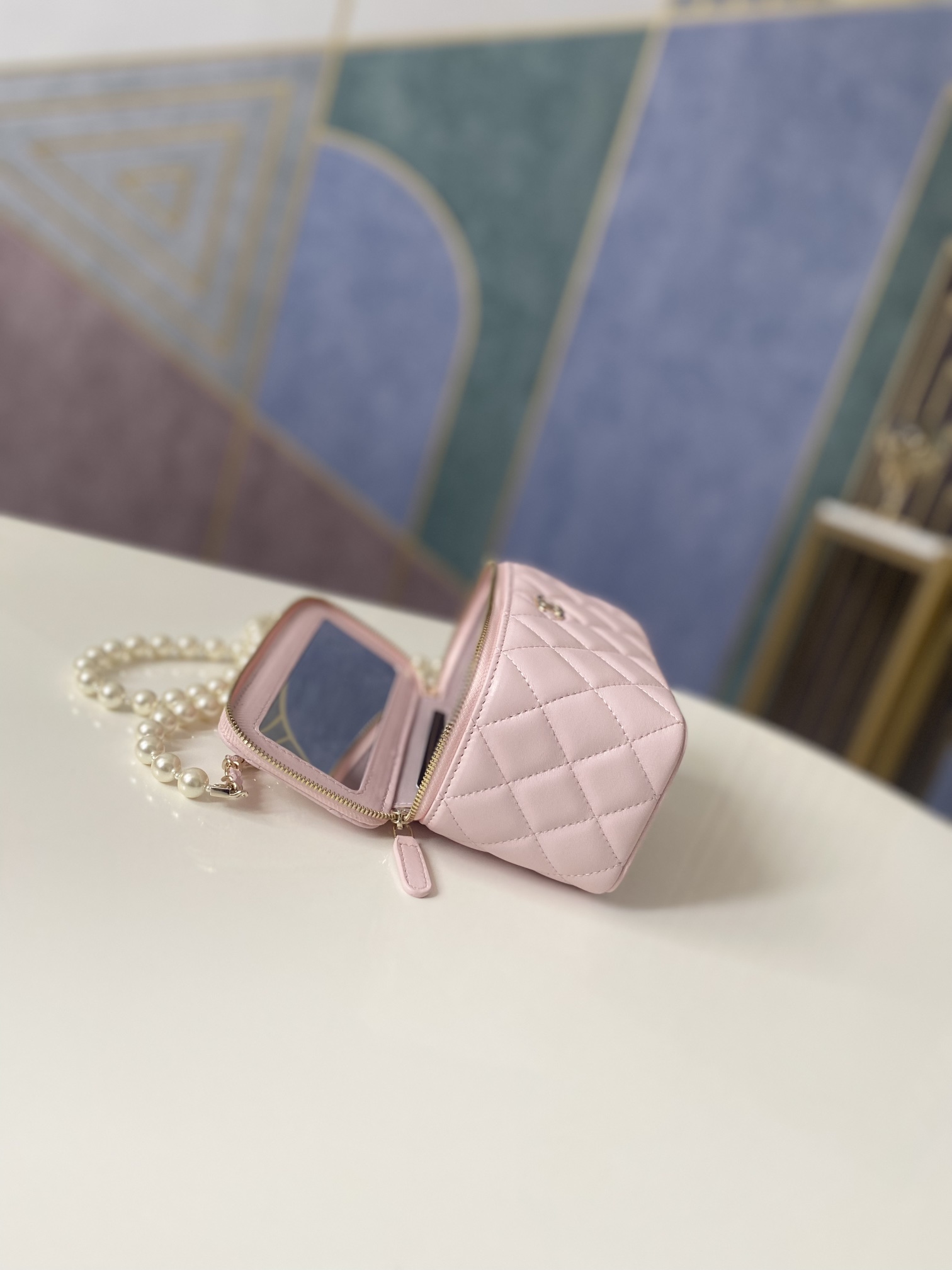 Handbag Chanel 81192 size 9.5-17-8 - vstockx