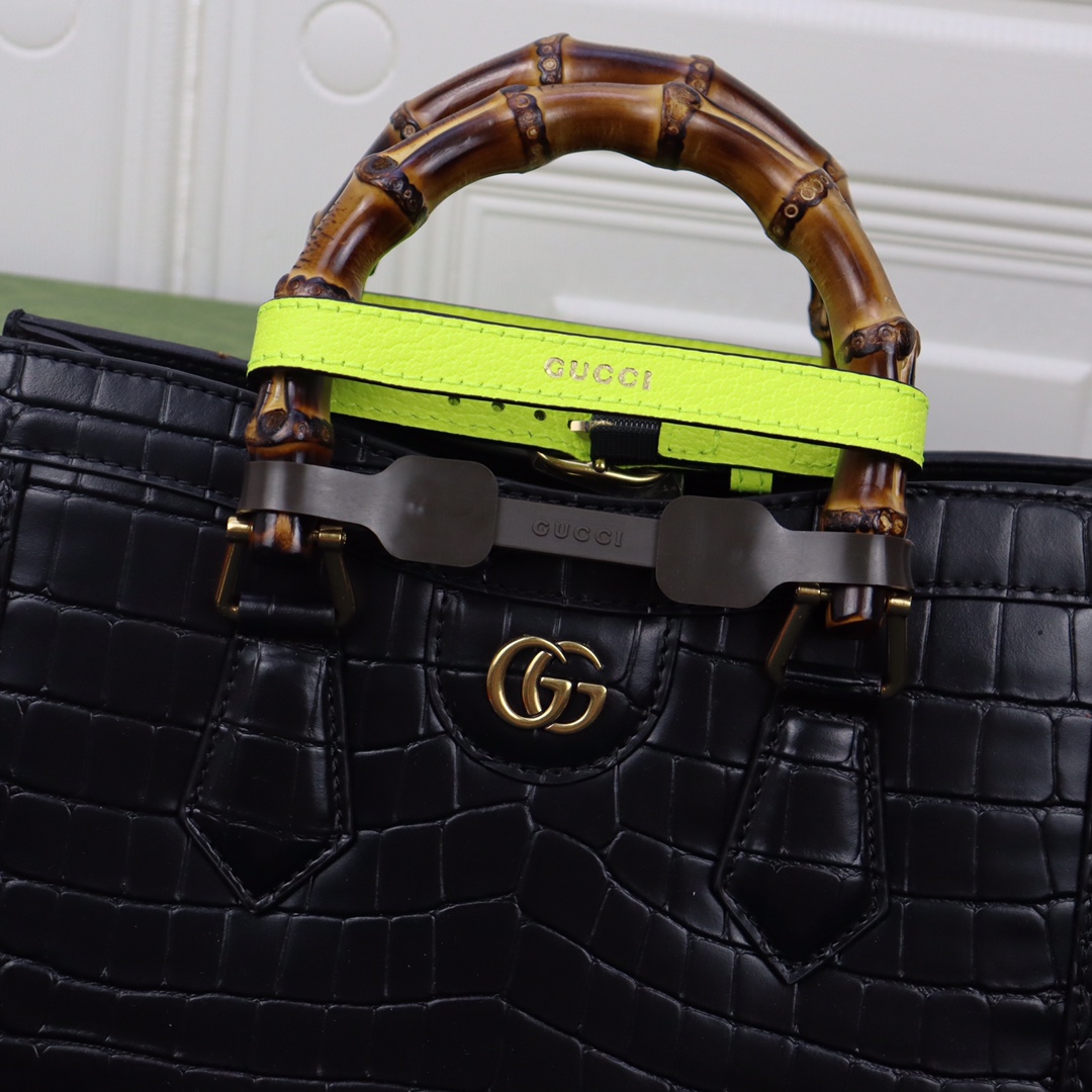 Handbag Gucci 660195 size 27*24*11 cm - vstockx