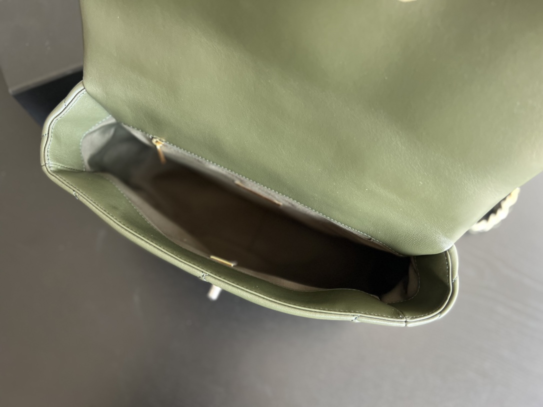 Handbag Chanel 1160 size 26cmx16cmx9 cm - vstockx