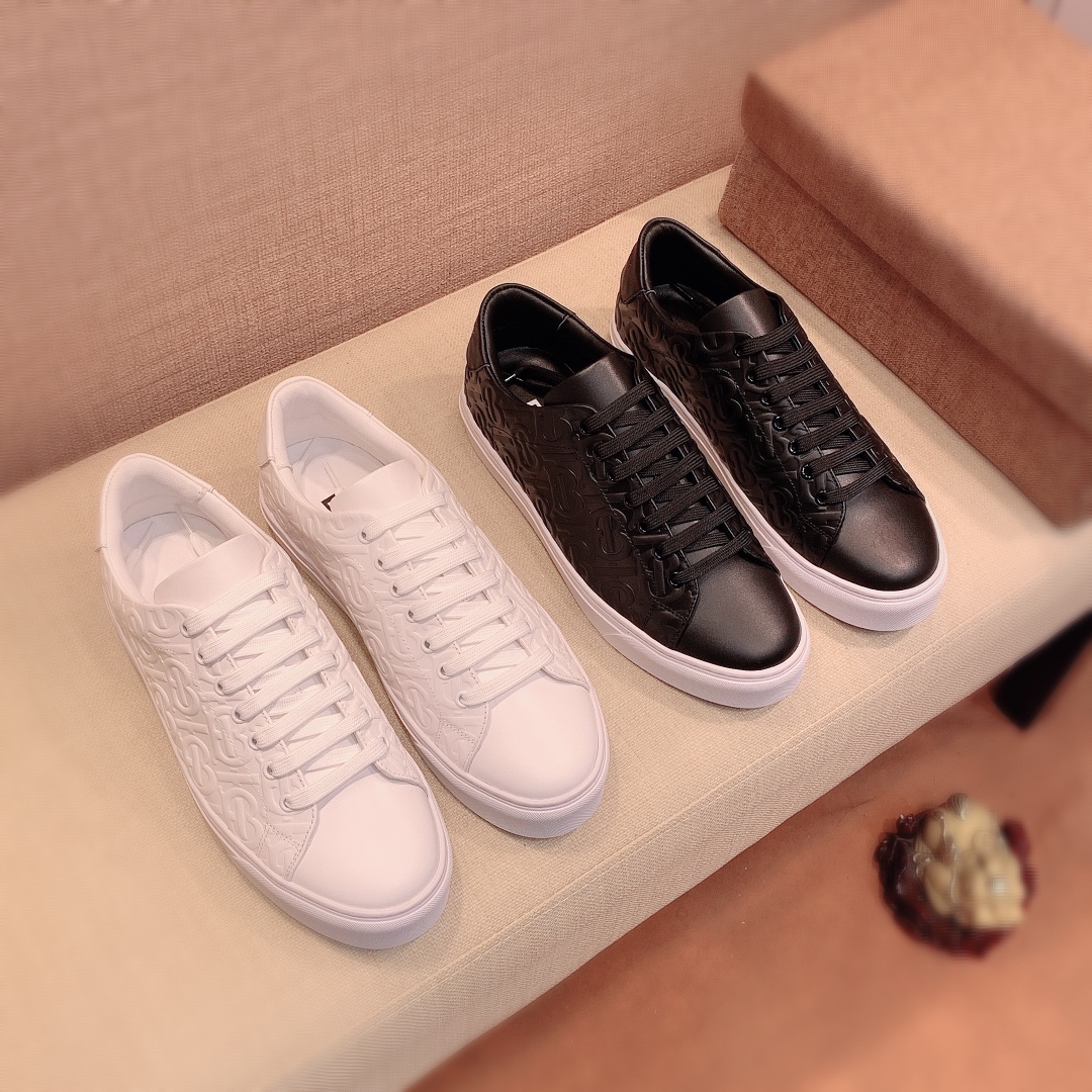 Burberry Perforated Check Sneaker 26 - vstockx