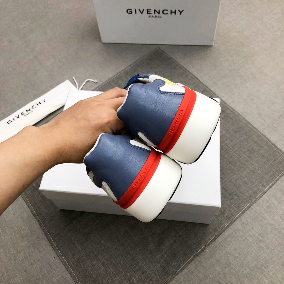 Givenchy Wing Sneakers 6 - vstockx