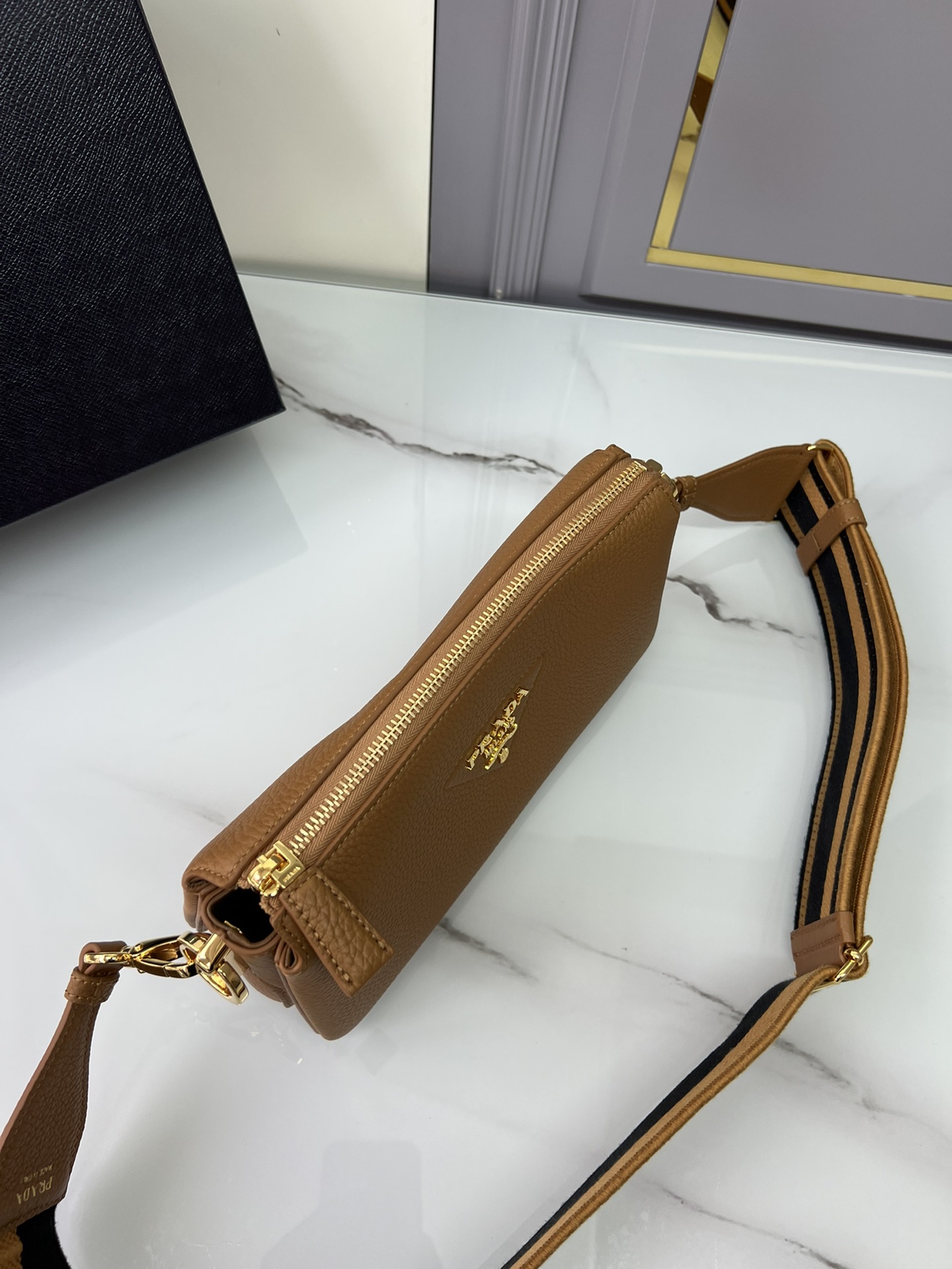 handbags prada 1BH194 23*14*6.5 - vstockx