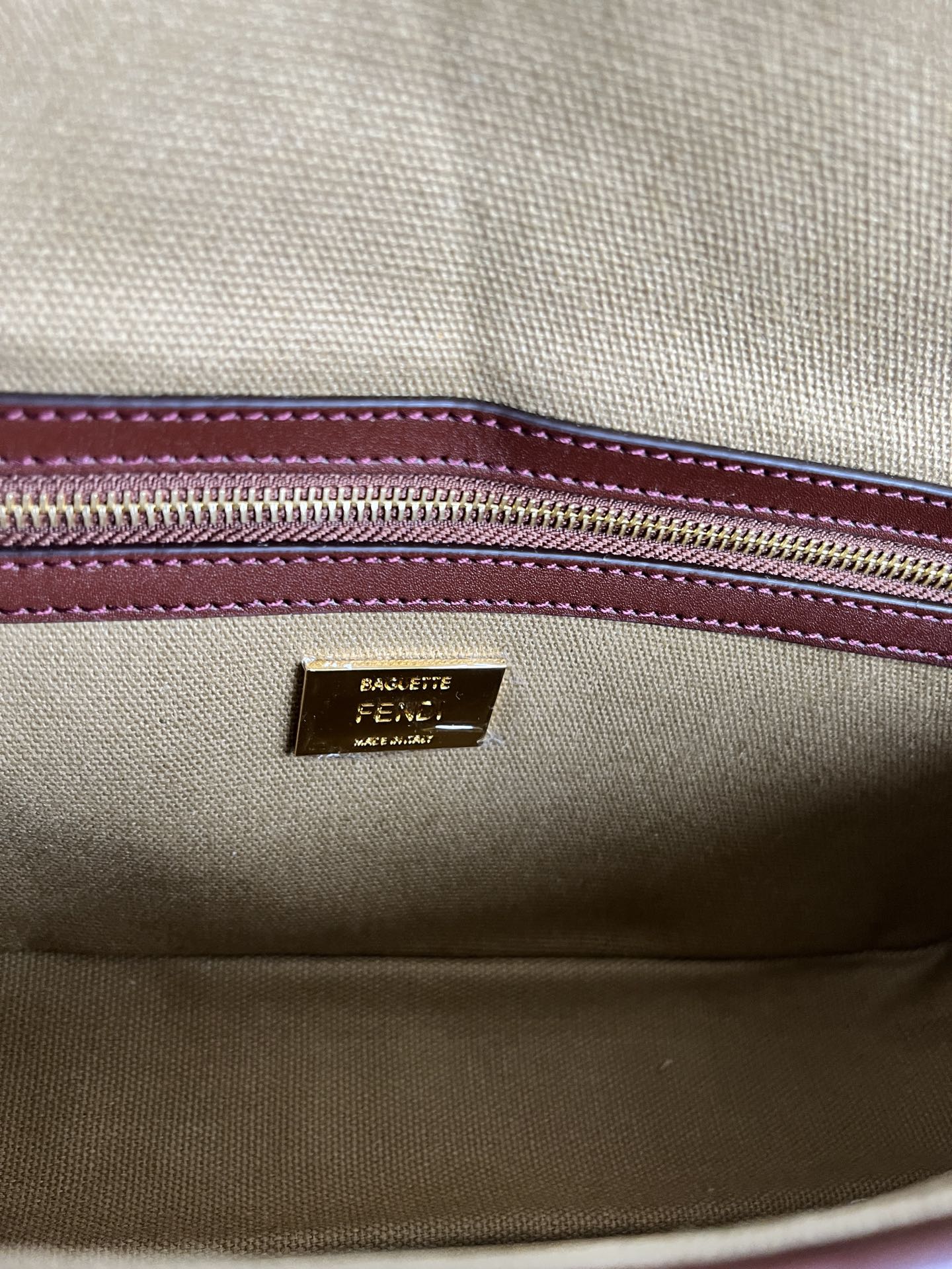 handbags FENDI 0159 size:26*5*15cm - vstockx