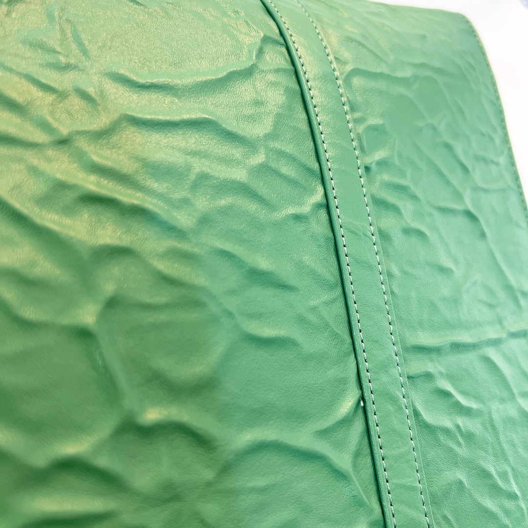 handbags prada 1BG587 39*36*13cm - vstockx