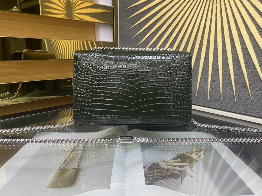 Handbags SAINT LAURENT 474366 size 20x13.5x5.5 cm - vstockx