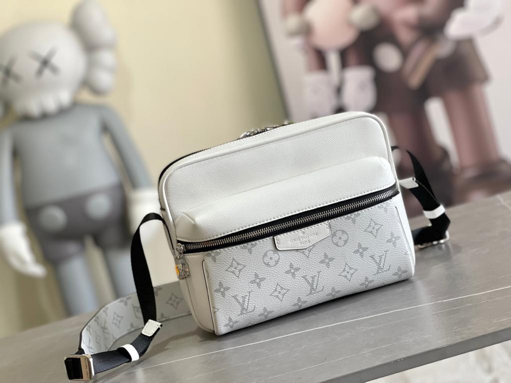 Handbag Louis Vuitton M30873 size 29.5x20x10.5 cm - vstockx