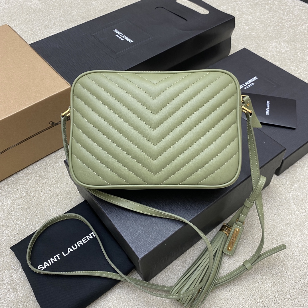 Handbags SAINT LAURENT 520534 size 23x16x6 cm - vstockx