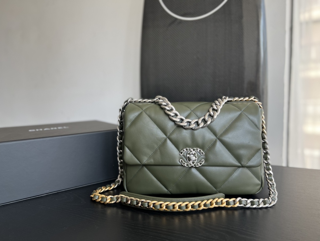 Handbag Chanel 1160 size 26cmx16cmx9 cm - vstockx