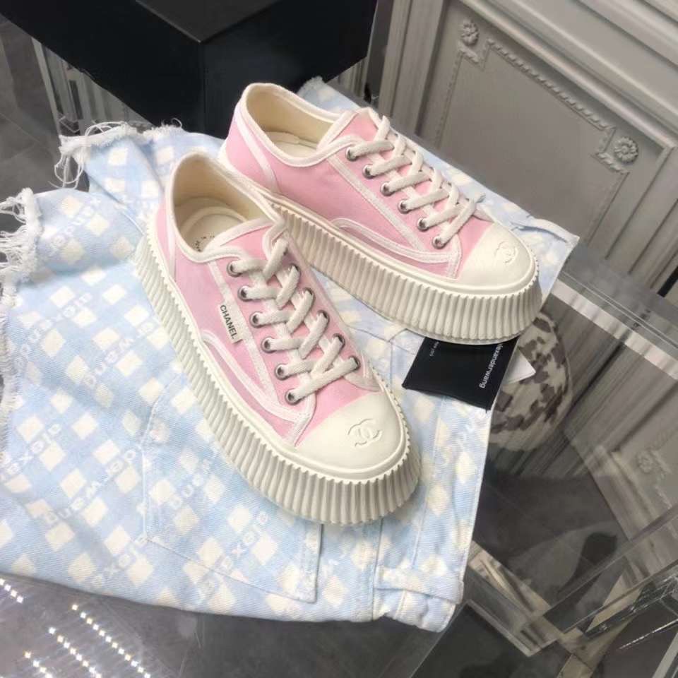 Chanel Platform Sneaker 29 - vstockx