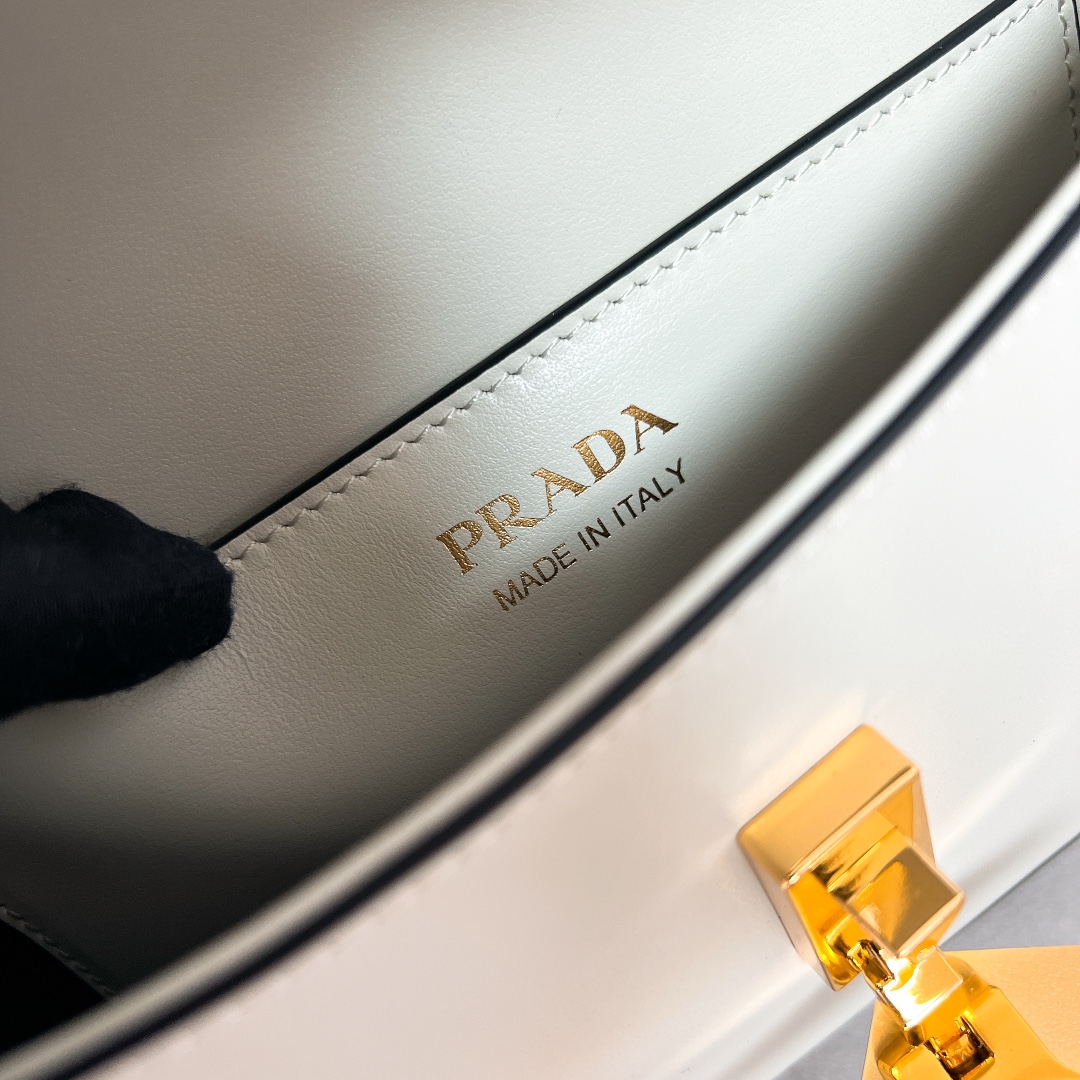 handbags prada 1BD339 Size:20.5*10.5*4cm - vstockx