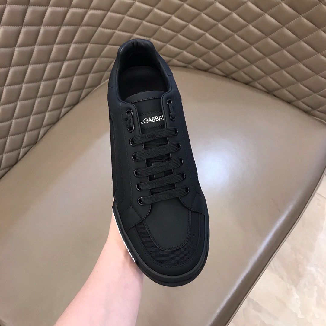 Dolce & Gabbana Low Tops Sneakers 15 - vstockx