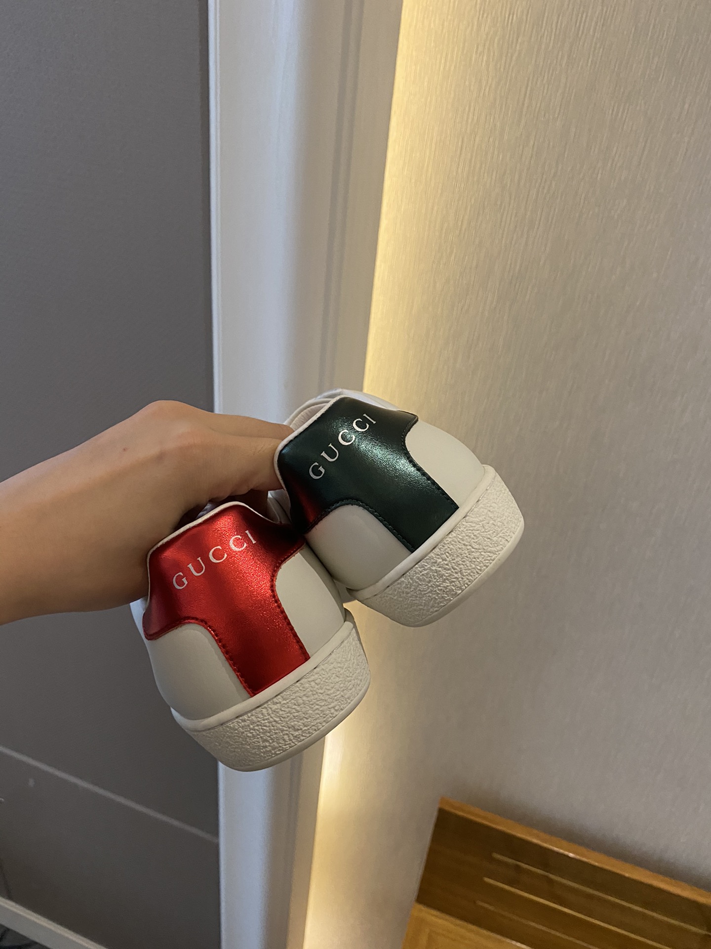 Gucci Women's Ace sneaker with bee sneaker 4 - vstockx