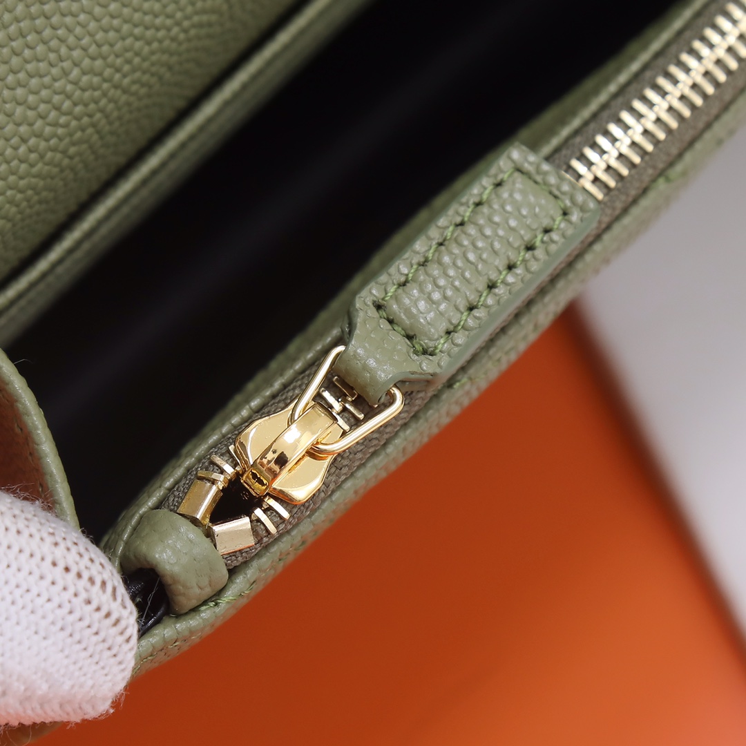 Handbags SAINT LAURENT 393953 size 19x11.5x4 cm - vstockx