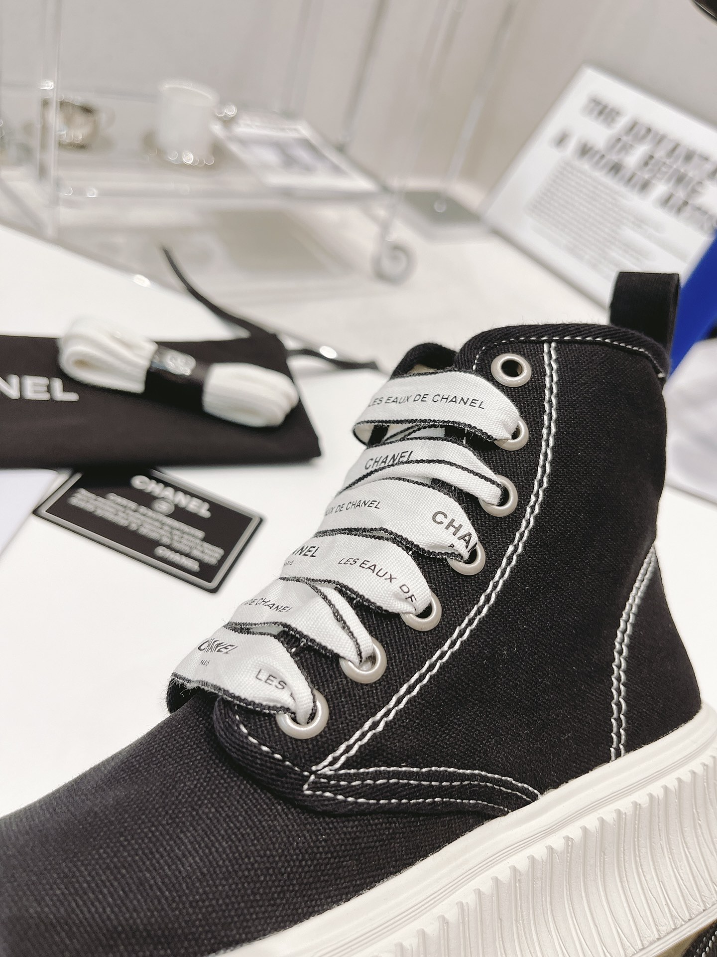 Chanel Platform Sneaker 9 - vstockx