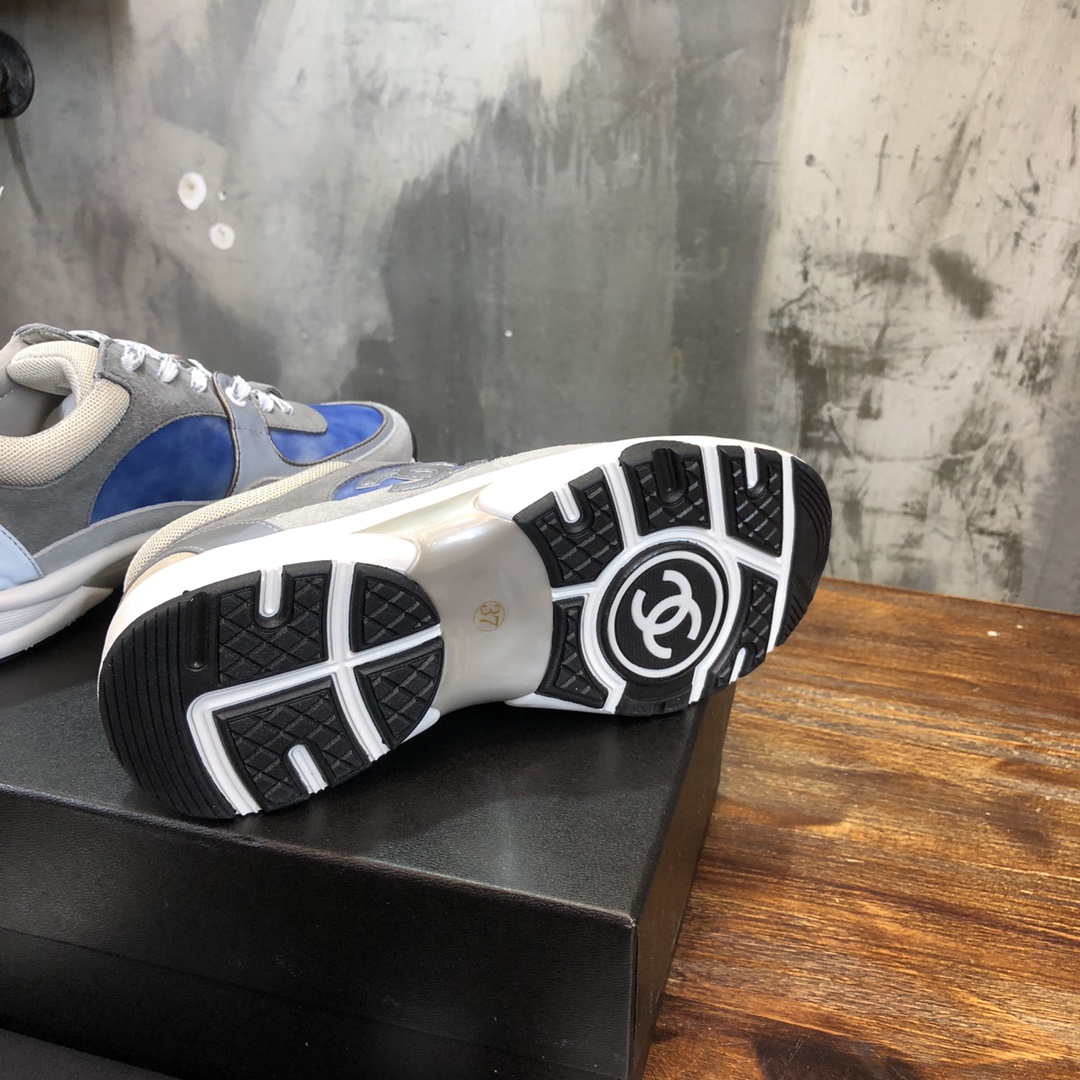 Chanel Fabric & Suede Calfskin Low Top Sneaker 44 - vstockx