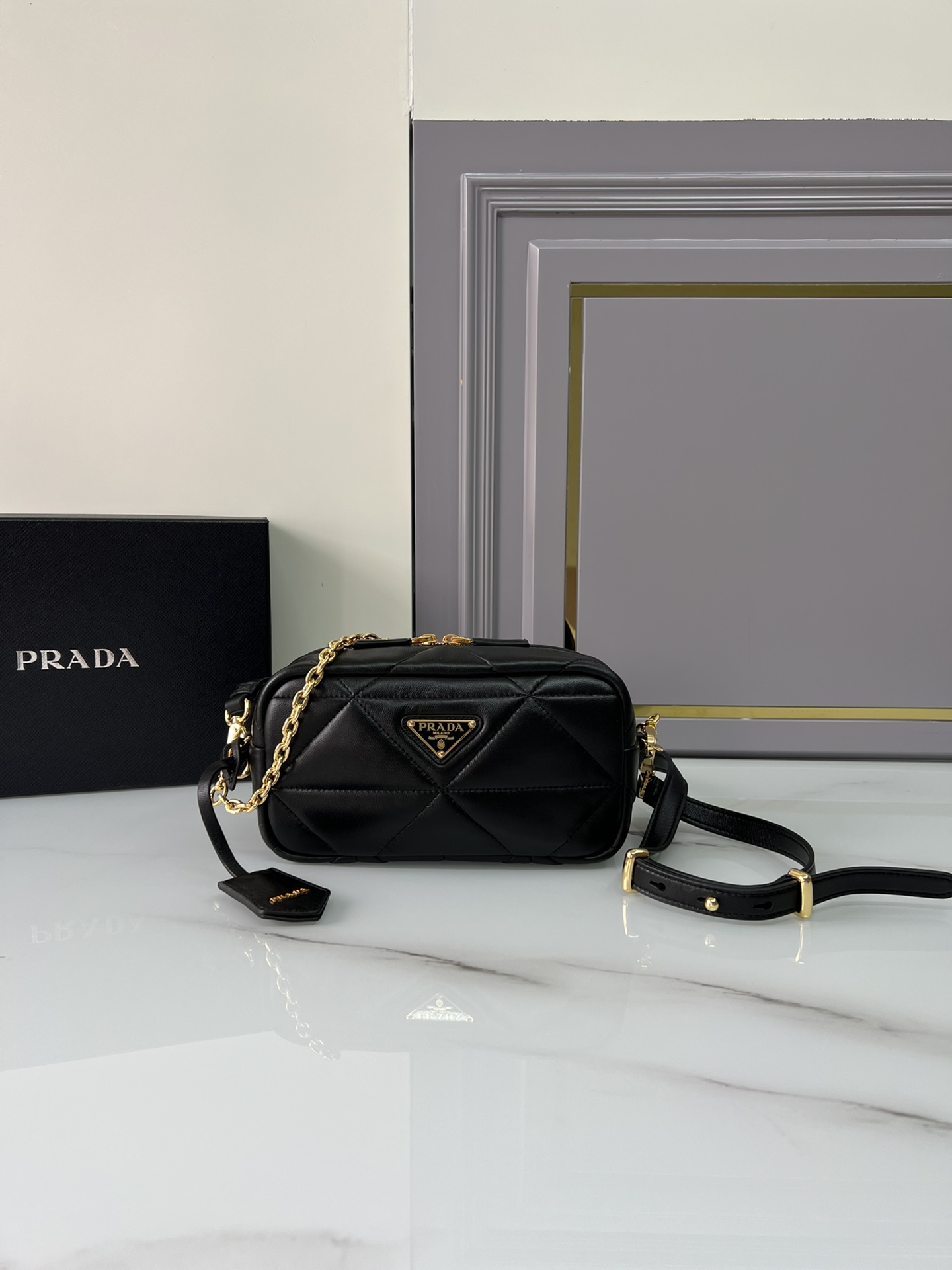 handbags prada 1BH197 22*11*7 - vstockx