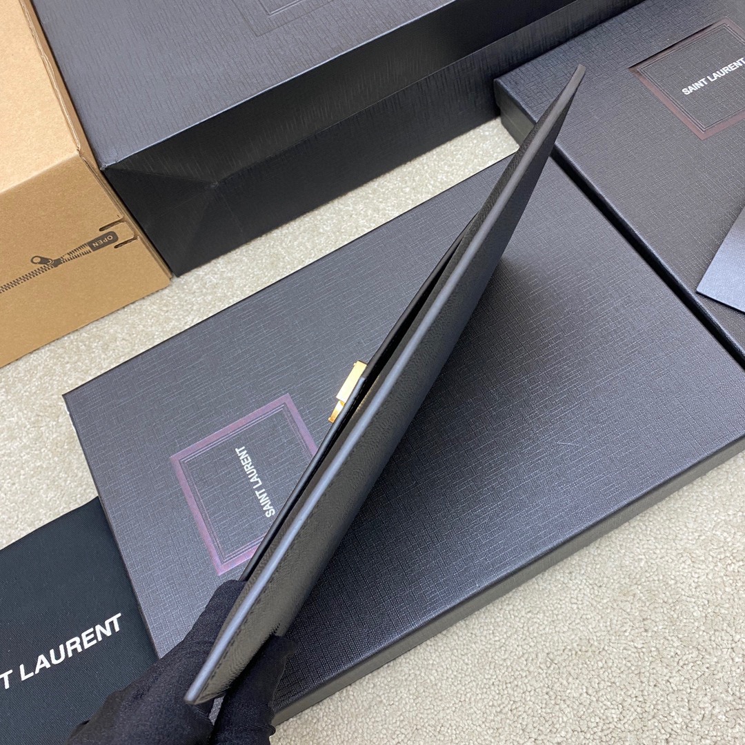 Handbags SAINT LAURENT 565739 size 27x16x2 cm - vstockx