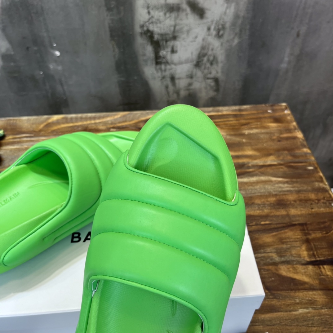 Balmain Quilted leather B-IT mules 5 - vstockx