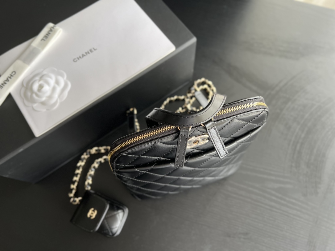 Handbag Chanel 3332 size 22cmx23 cm - vstockx