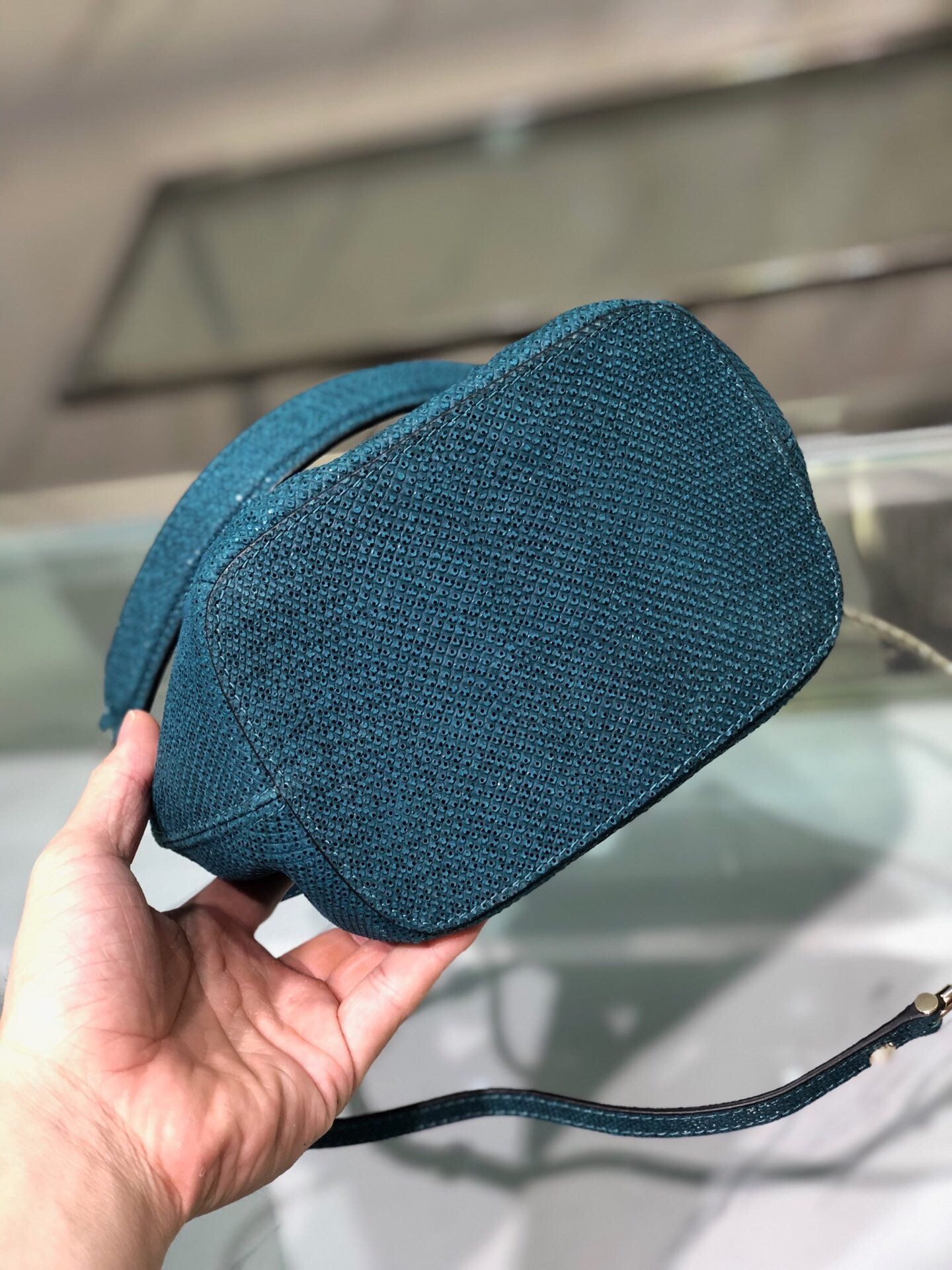 Handbags Bvlgari 287614 size:16*19*11 cm - vstockx