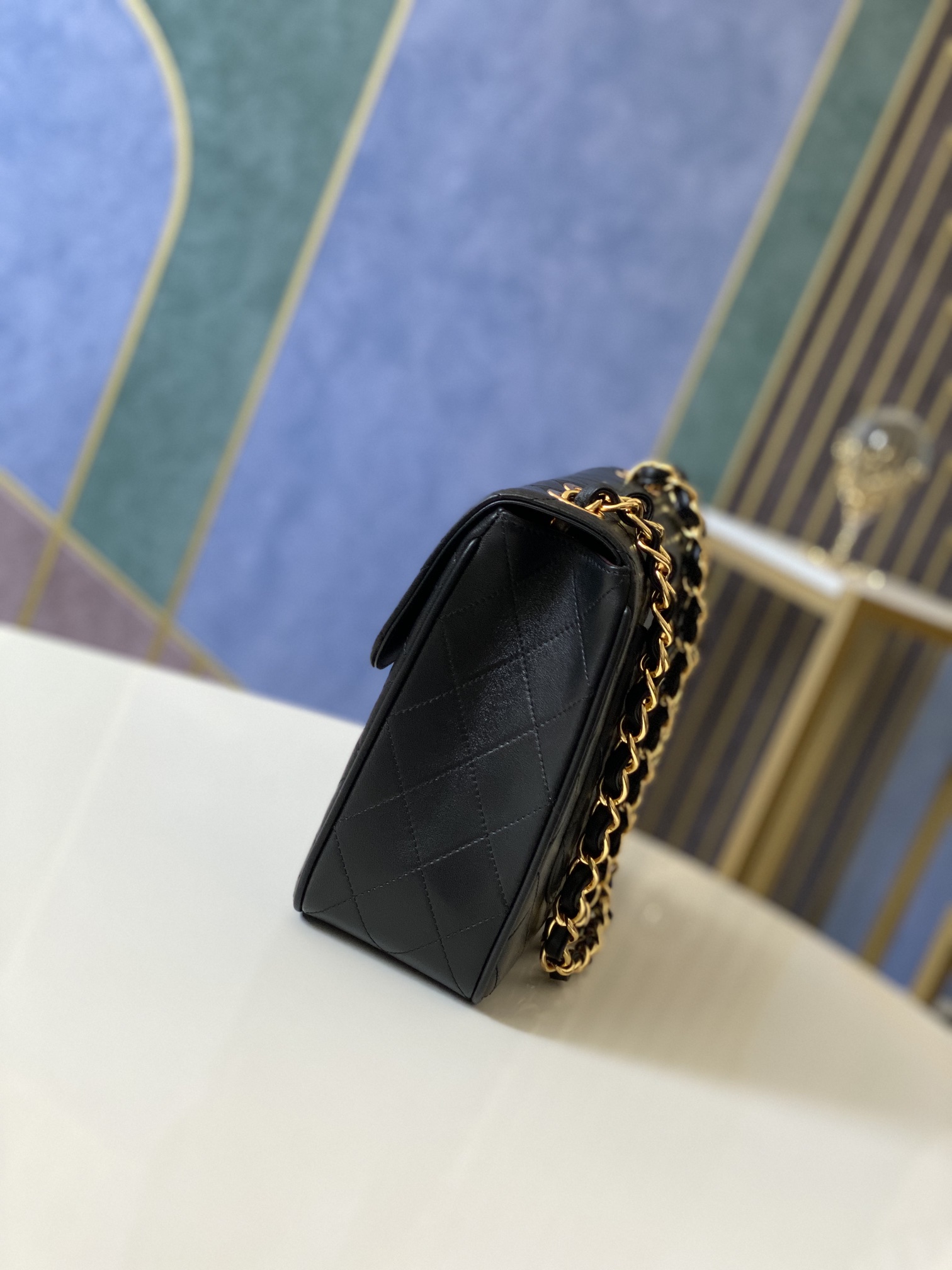 Handbag Chanel A88 size 30.21.8 cm - vstockx