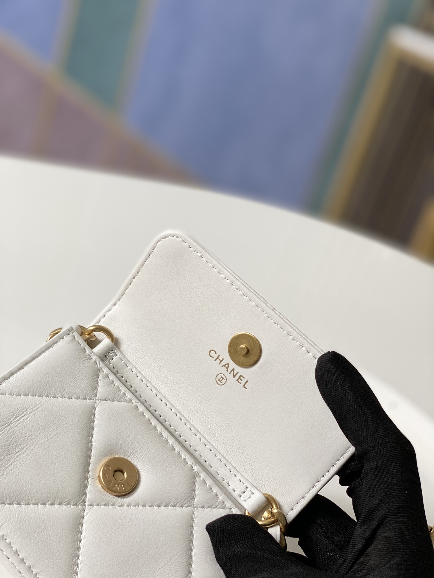 Handbag Chanel 81166 size 12 8.5 2.5 cm - vstockx