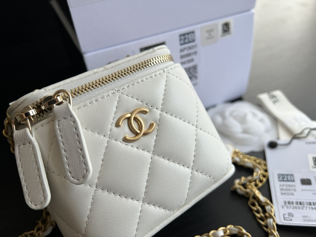 Handbag Chanel 2931 size 8.5cmx11cmx7 cm - vstockx