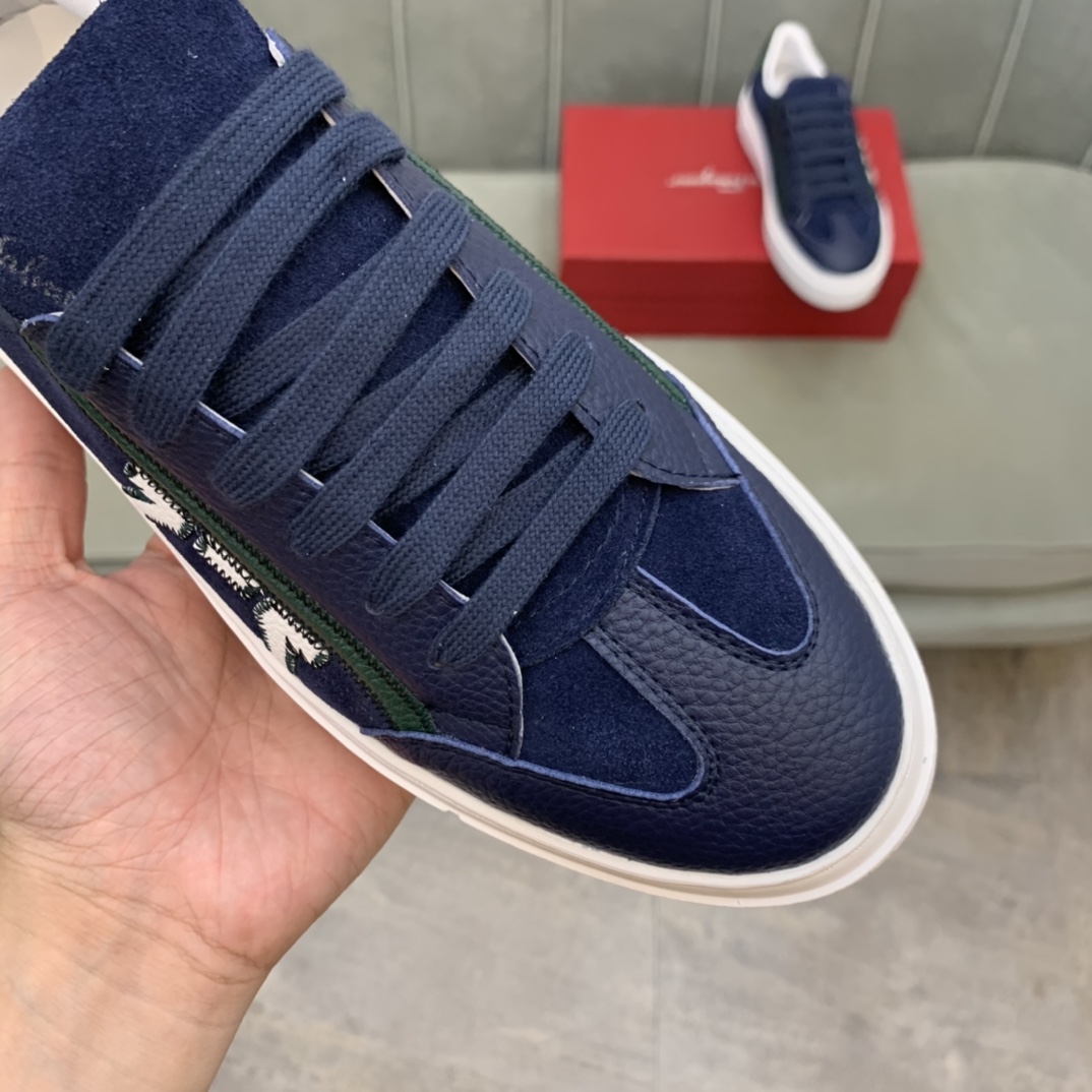 Salvatore Ferragamo Gancini Sneaker 14 - vstockx