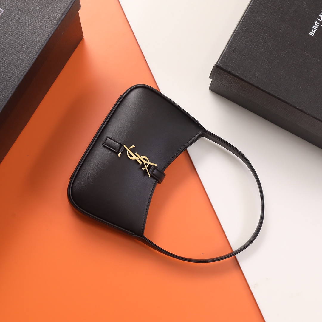 Handbags SAINT LAURENT 710318 size 19X11.5x4.5 cm - vstockx