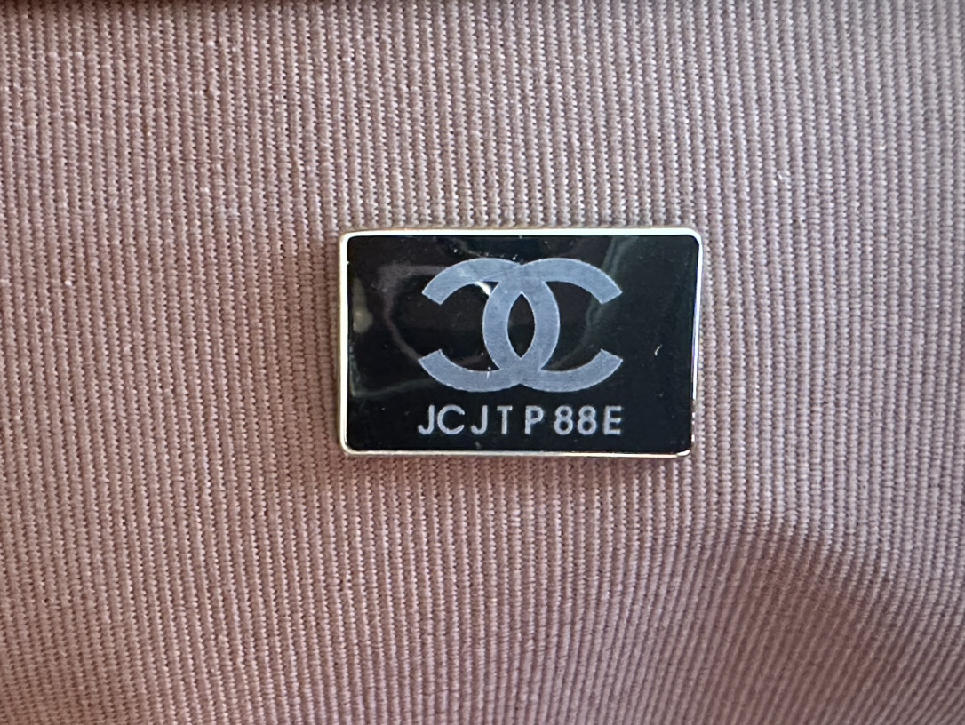 Handbag Chanel AS366 size 24 X41 X10 cm - vstockx