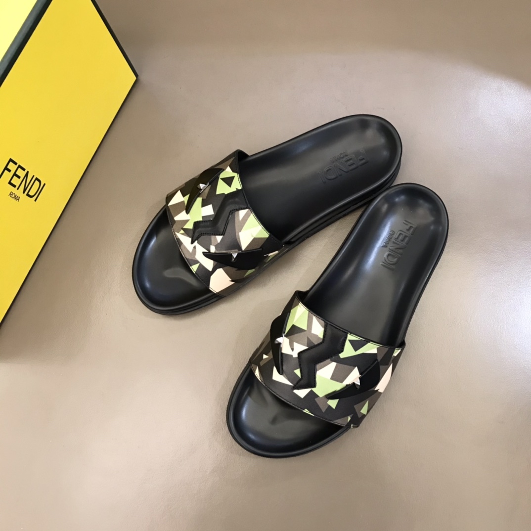 Fendi Slides 19 - vstockx