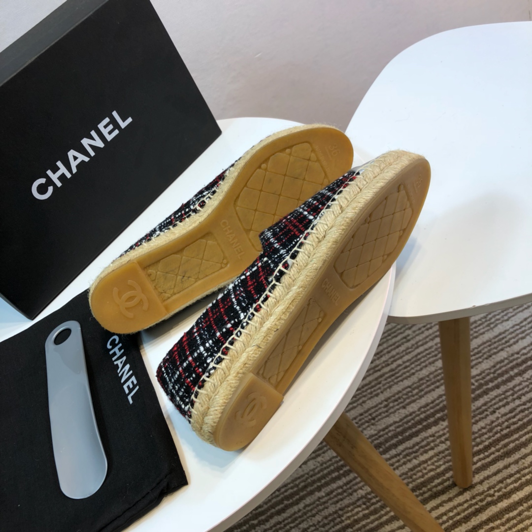 Chanel Loafers 33 - vstockx