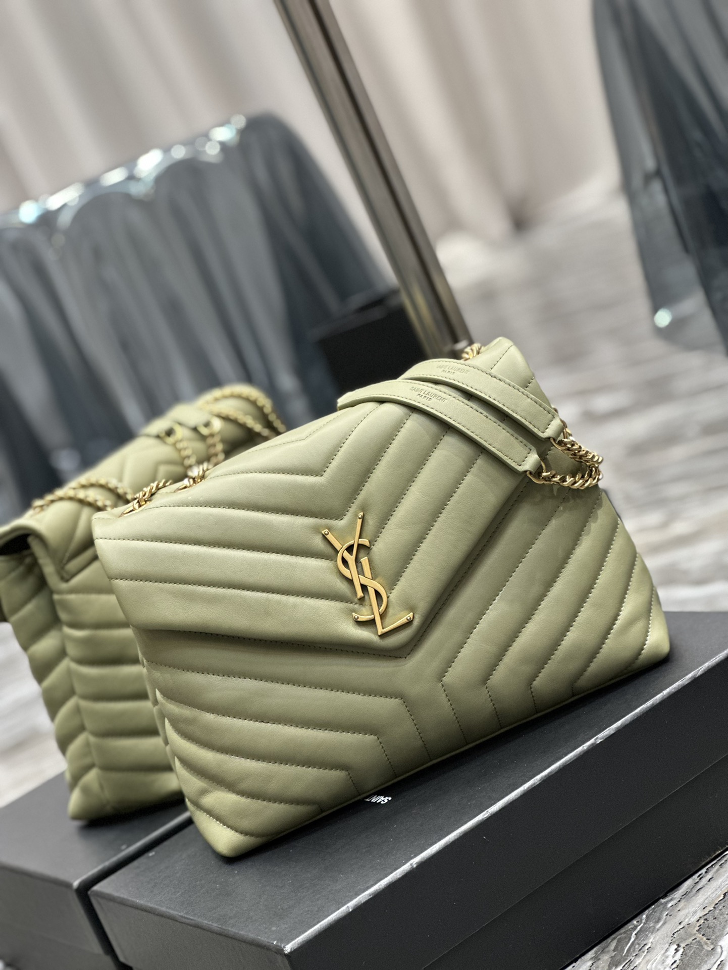 Handbags SAINT LAURENT 487216 size 32  22  11 cm - vstockx