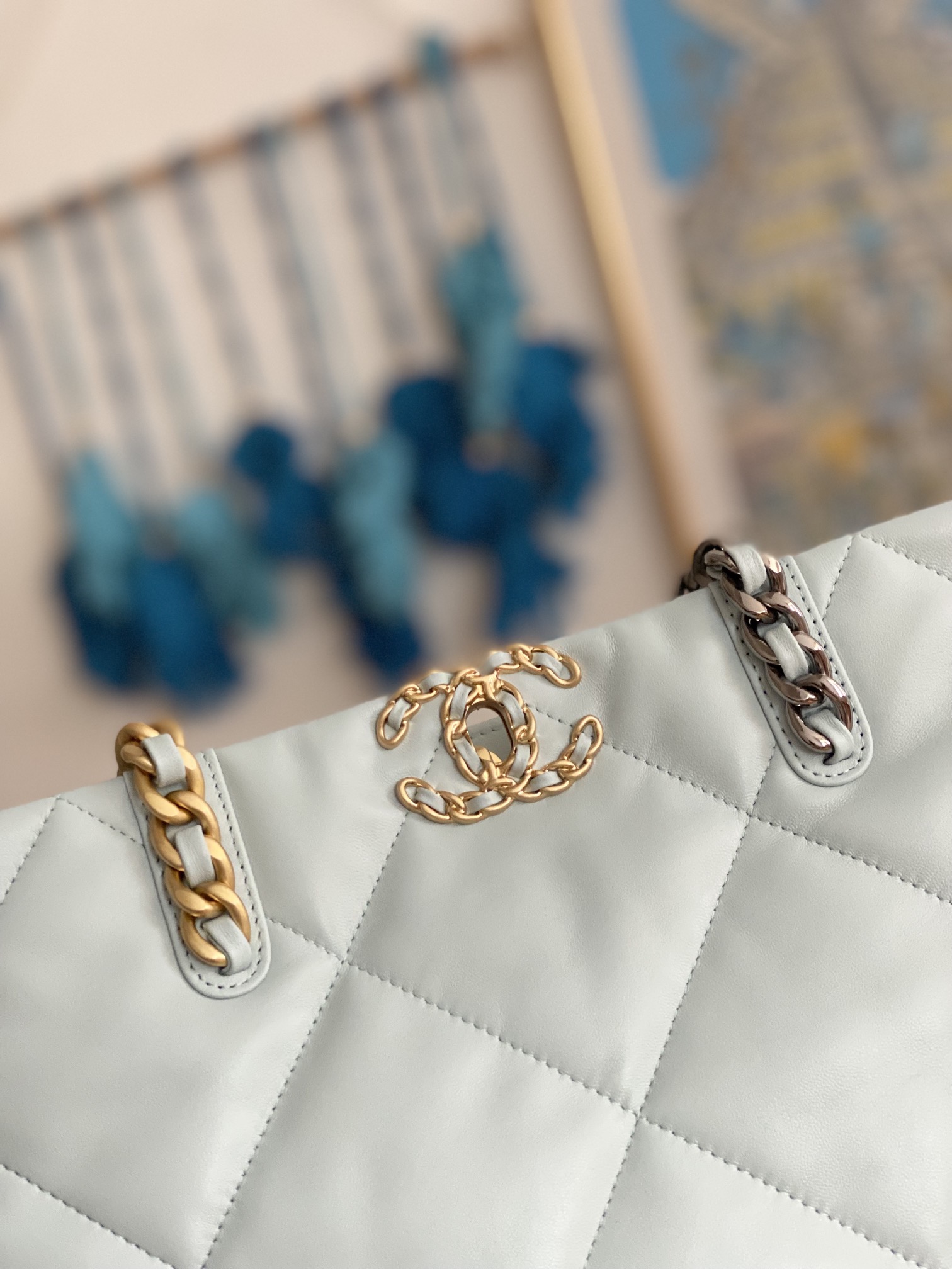 Handbag Chanel AS3660 size 24*41*10.5 - vstockx