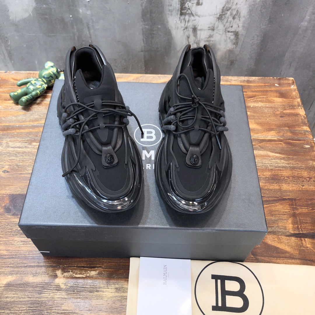 Balmain Unicorn Low-Top Black - vstockx