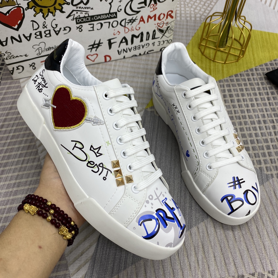 Dolce & Gabbana Low Tops Sneakers 104 - vstockx