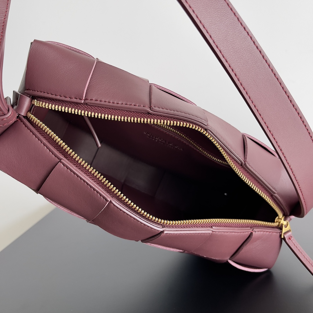 handbags Bottega Veneta 9306 size:28*14*10 - vstockx