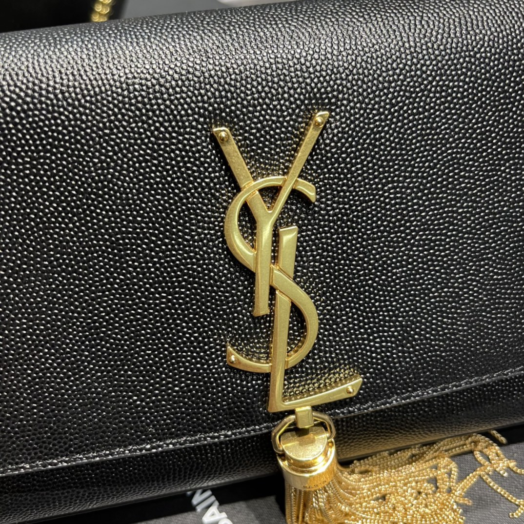 Handbags SAINT LAURENT 469390 size 20x13.5x5.5 cm - vstockx