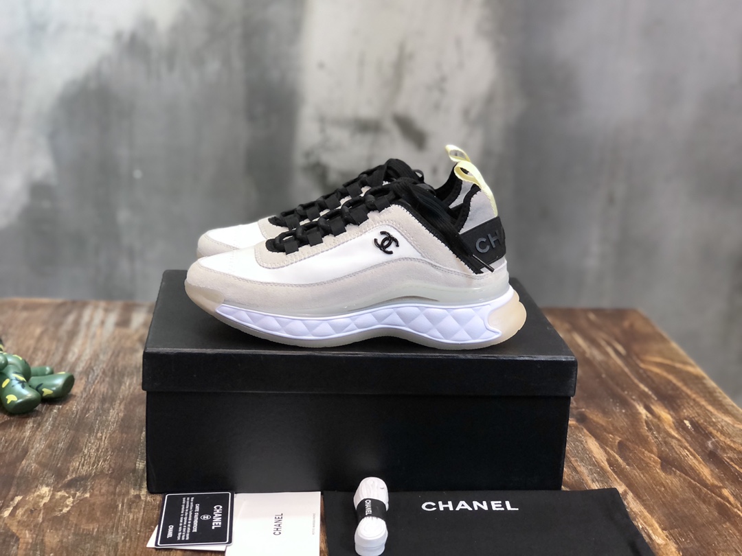 Chanel Fabric & Suede Calfskin Low Top Sneaker 18 - vstockx