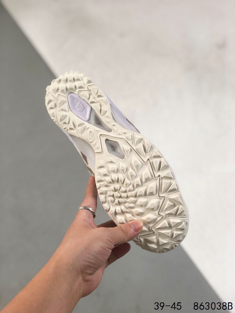 ASICS football shoes 2 - vstockx