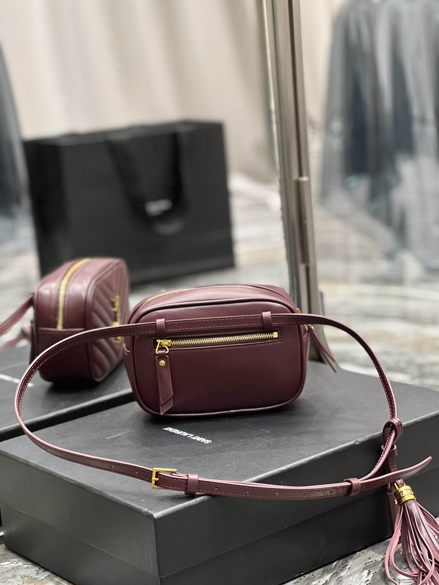 Handbags SAINT LAURENT 534817 size 15.5x10.5x5.5 cm - vstockx