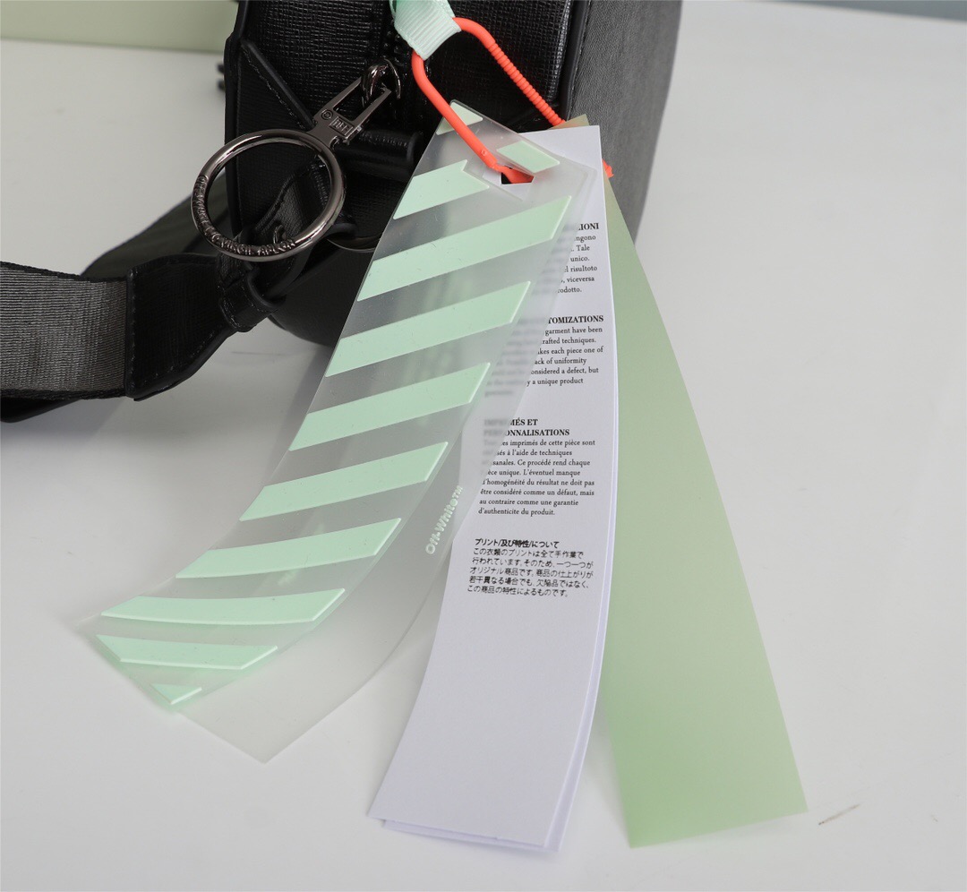 handbags OFF-White 521  4335870  size:18*18*7.5cm - vstockx